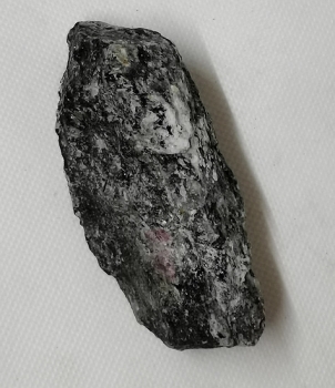 Eudialyt Rohstein